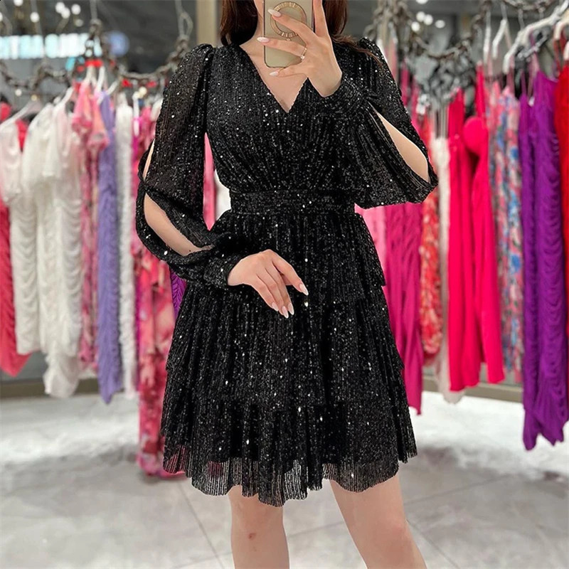 Sexy V Neck Long Sleeve Hollow Out Mini Dress Sparkling Sequins Autumn Ladies Dress Fashion Ladies High Waist Pleated Cake Dress 240819