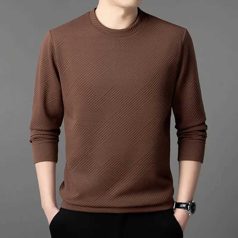 Spring and Autumn Mens Casual Jacquard Long sleeved Round Neck T-shirt Fashion TopXJ240819