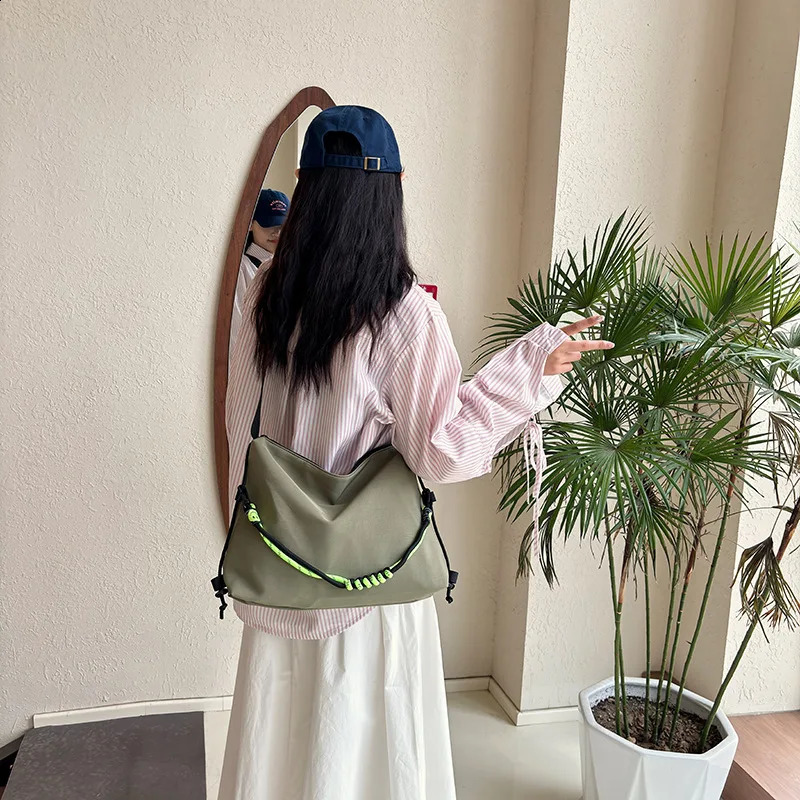 Japanese Solid Vintage Cargo Messenger Bags Casual Simple Y2k Aesthetic Women Underarm Bag Grunge Streetwear Shoulder Handbags 240819