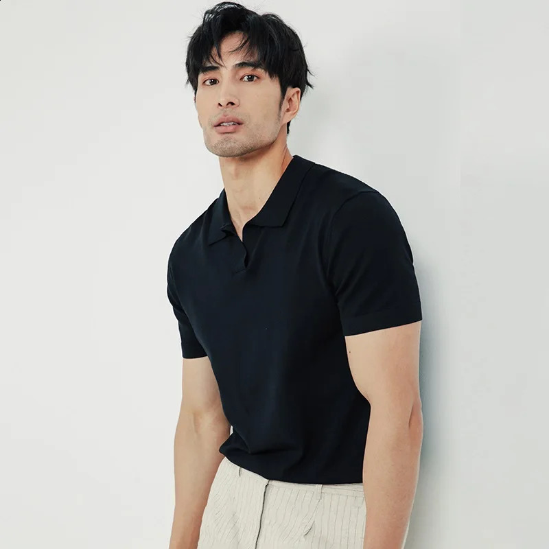 Men Short Sleeve Knit Polo T-Shirts Casual Social Shirts Korean Harajuku T Shirts Slim Soild Retro Tops Tees Man Clothes A57 240819