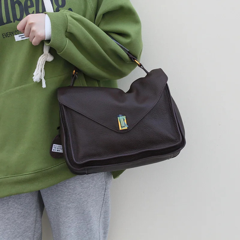 Womens messenger bag genuine leather shoulder cross body bag womens high-quality large capacity business briefcase handbag 240819