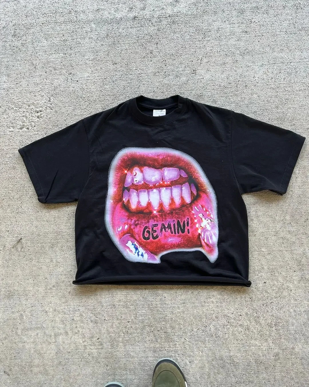 Harajuku Big lips graphic tshirt y2k printed top street oversized for couples professional choice Gothic retro mens clothing 240819