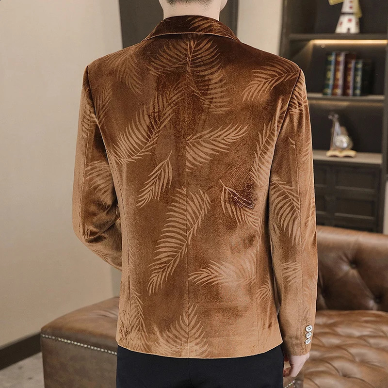 Fashionable mens y gold velvet suit jacket bluekhakipurple trend wedding dance party slim fit dress 240819