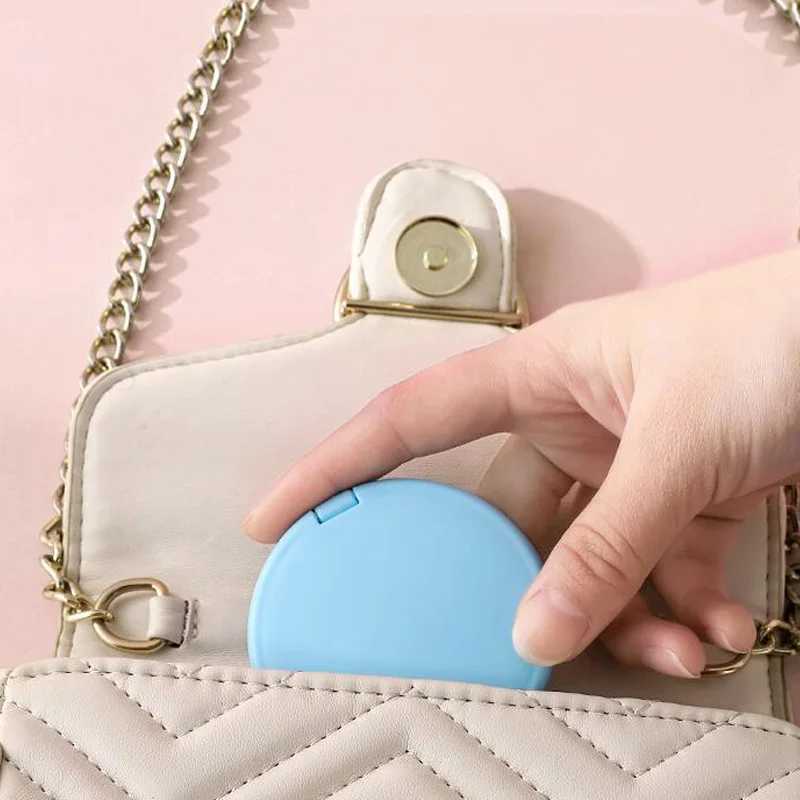 Handheld Makeup Mirror Double Sided Mini Portable Pocket Folding Round Makeup Mirror For Travel Beauty Cosmetic Tool Y240819
