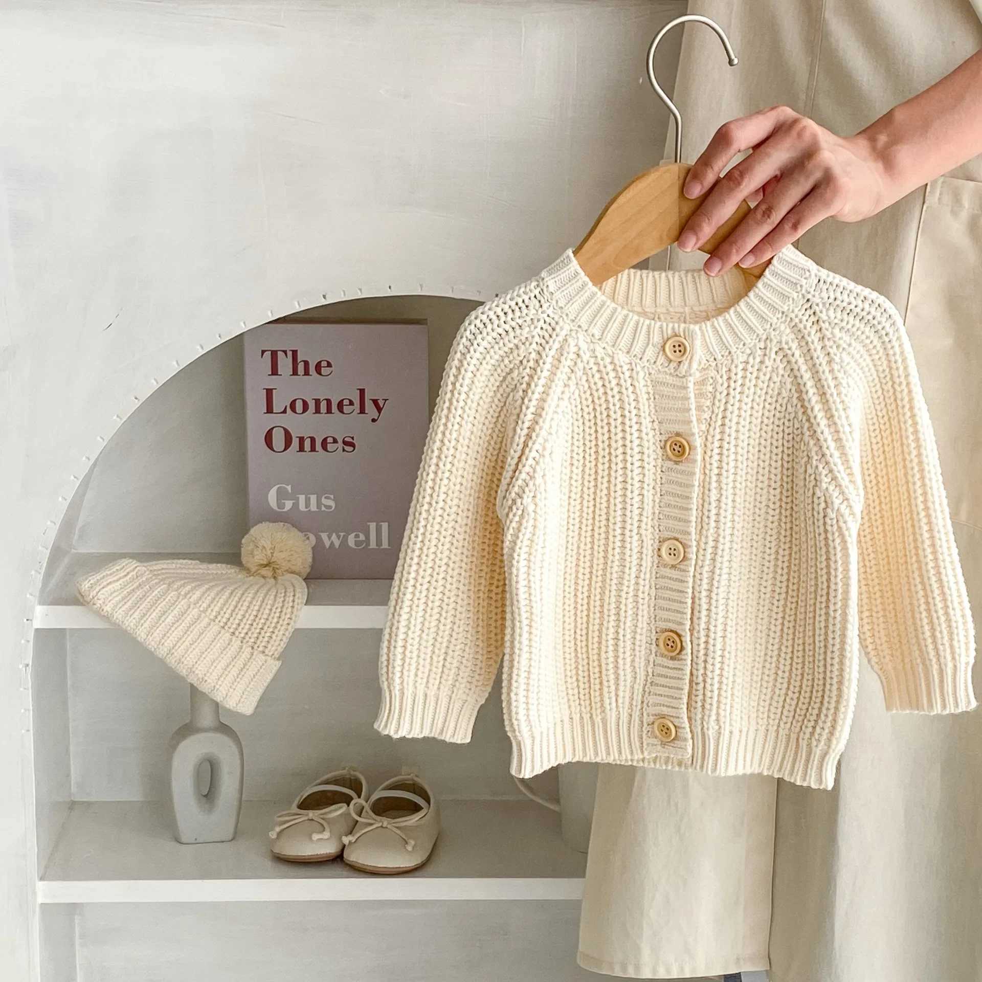 Baby Sweater Coat Autumn 2024 Solid Color Beige Knitted Girls Sweater Long-sleeved Coat 0-3Year Kids Cardigan SweaterXJ240819