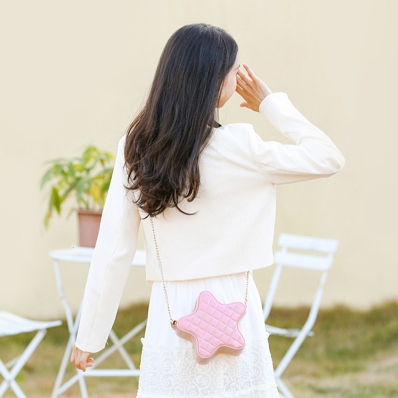 PVC pentagonal Barbie jelly fashionable versatile, diamond grid bag, dirt resistant and easy to wash, summer women's diagonal cross