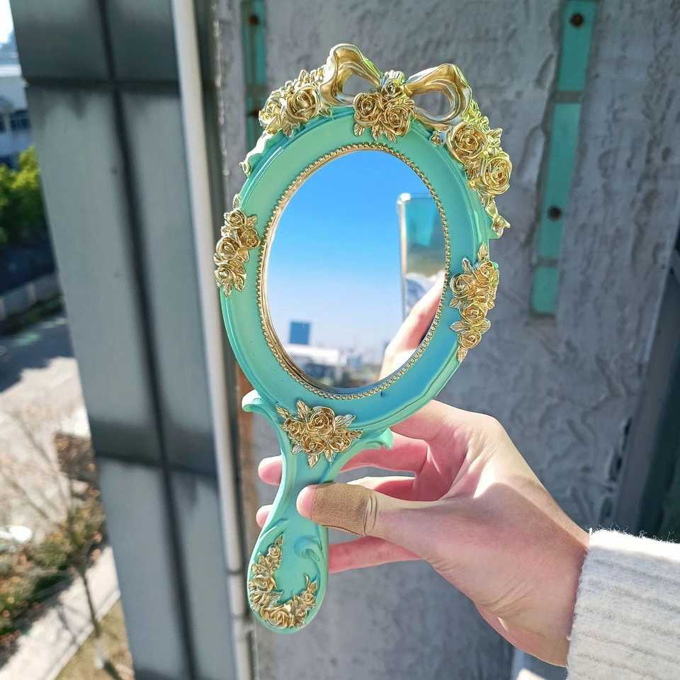 European Style Retro Handheld Mirror Rectangle Hand Hold Cosmetic Makeup Vanity Mirror Creative Vintage Hand Mirror Makeup Tools Y240819