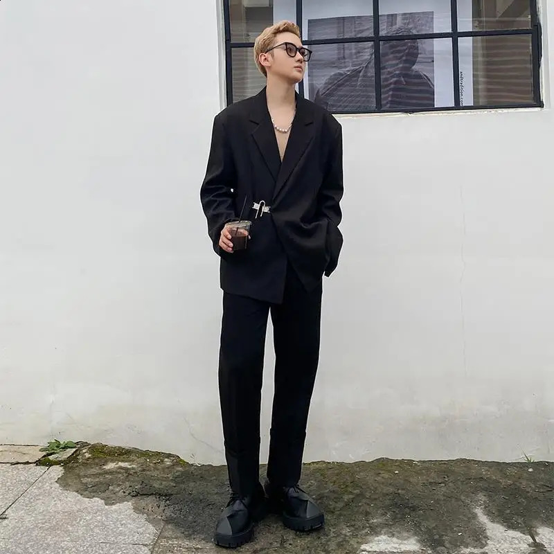 Autumn Korean white suit mens personalized metal button n version Internet highend 240819