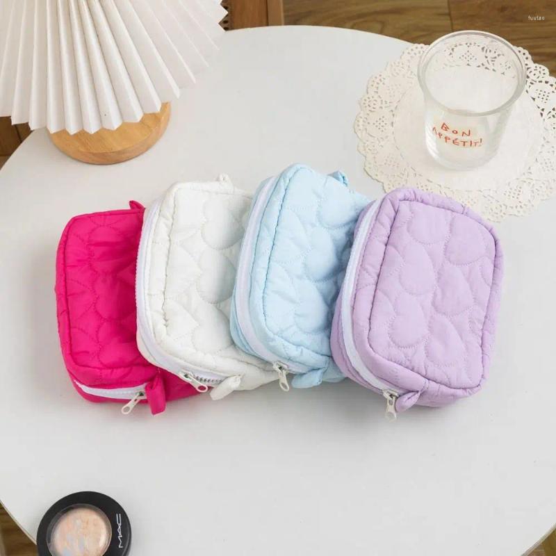 Cosmetic Bags Fashion Mini Pouch Candy Color Cute Women Clutch Handbags Student Love Heart Design Travel Storage