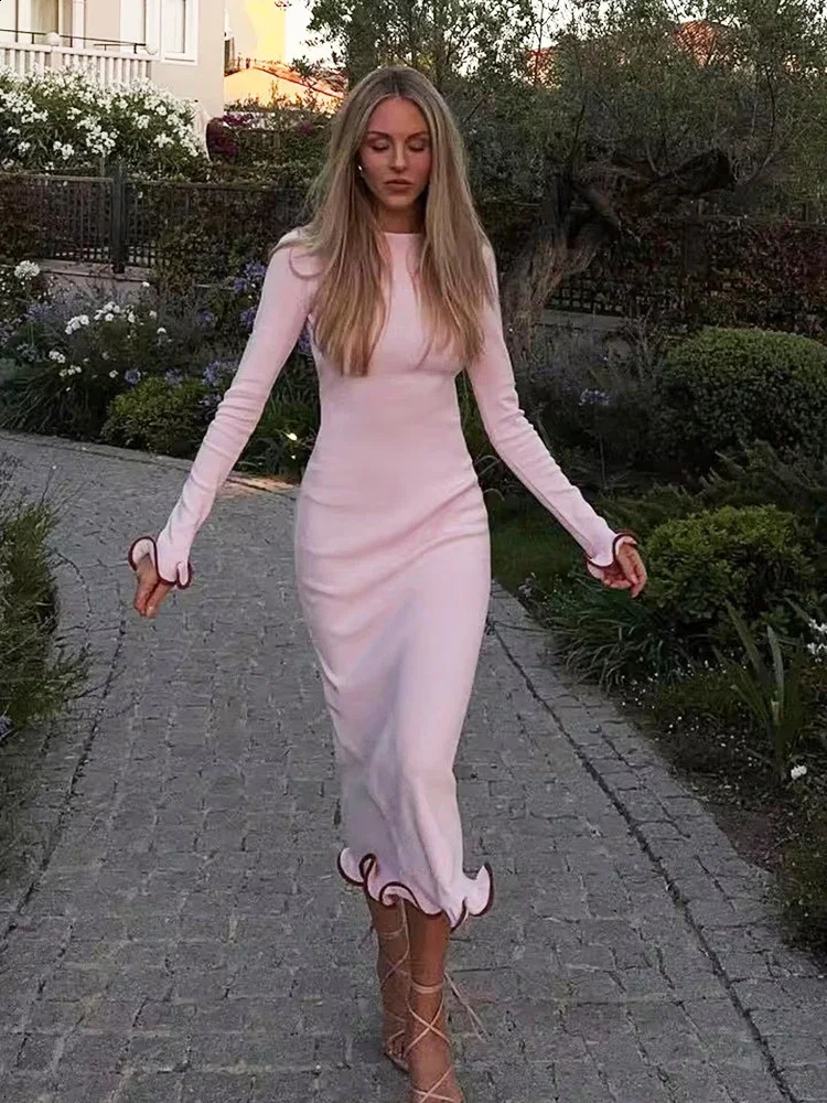 TARUXY Backless Ruffled Knitted Long Dress For Women Contrast Color Flare Sleeve Autumn Sexy Bodycon Evening Party Sweater Dress 240819