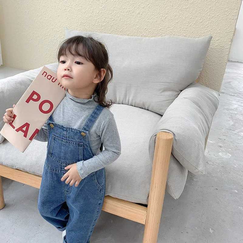 Korean Childrens Coated Boys and Girls Jeans Spring and Summer Full Competition Jeans Childrens Loose jumpsuit W240806