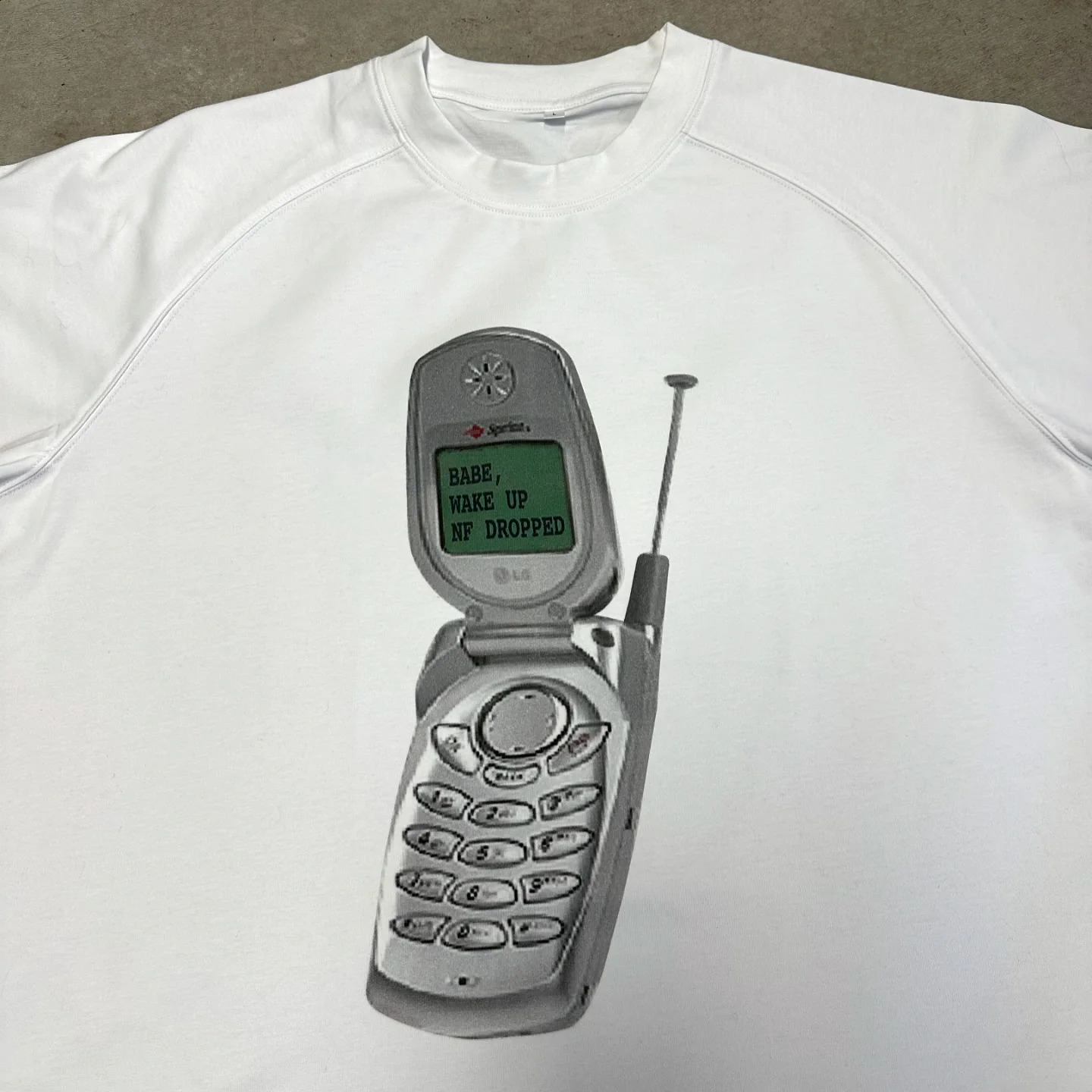 Vintage mobile phone print graphic t shirts y2k tops oversized gothic clothes harajuku retro streetwear goth men clothing 240819