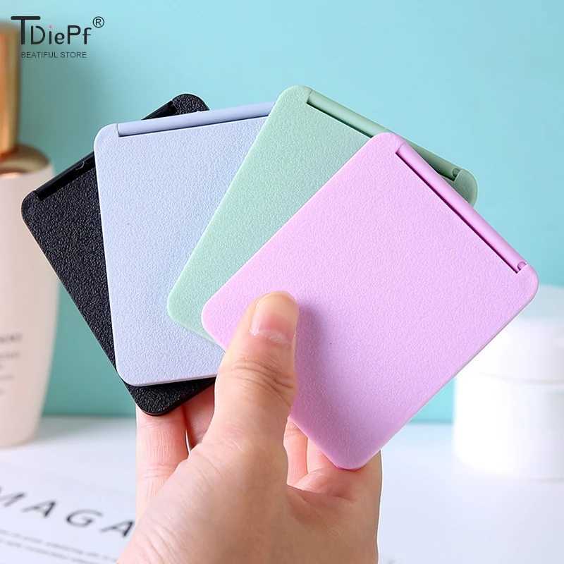 1PC Plastic Folding Mirror Pocket Mini Portable Makeup Mirrors Travel Hand Small Mirror Vanity Foldable Compact Cosmetics Tools Y240819