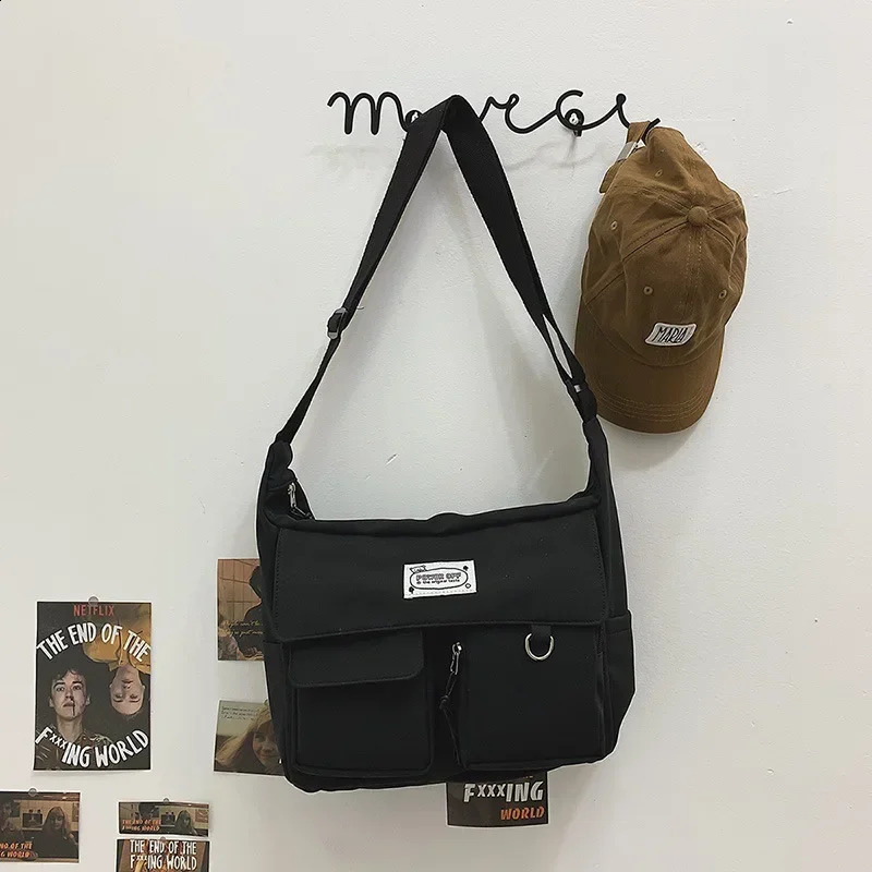 Korean Ulzzang Messenger Bag Women Nylon Bags Multipockets Crossbody Bags For Women School Book Shoulder Bag Sac 240819