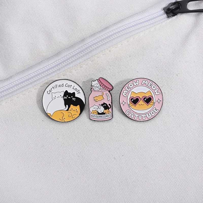 Certified Cat Lady Brooch Enamel Pin Fun Cartoon Meow Mongoose Sweater Collar Badge Animal Jewelry Gift Accessories W240815