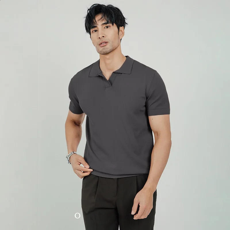 Men Short Sleeve Knit Polo T-Shirts Casual Social Shirts Korean Harajuku T Shirts Slim Soild Retro Tops Tees Man Clothes A57 240819