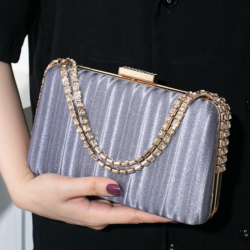 New ladies' diamond studded hand-held banquet bag, clutch chain small square bag