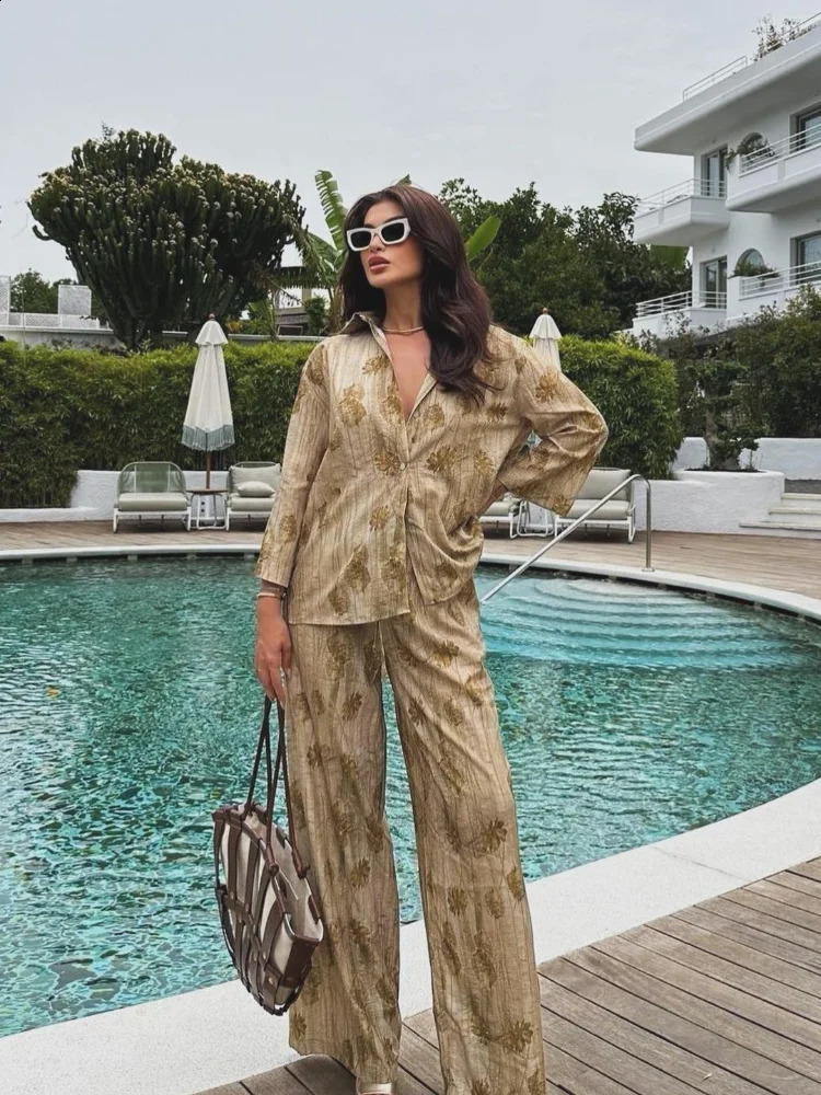 Casual Jacquard Shirt and Pants Set for Women Half Sleeve Button Shirt Wide Leg Pants Set for Women Summer Women Street Clothing Set 240819