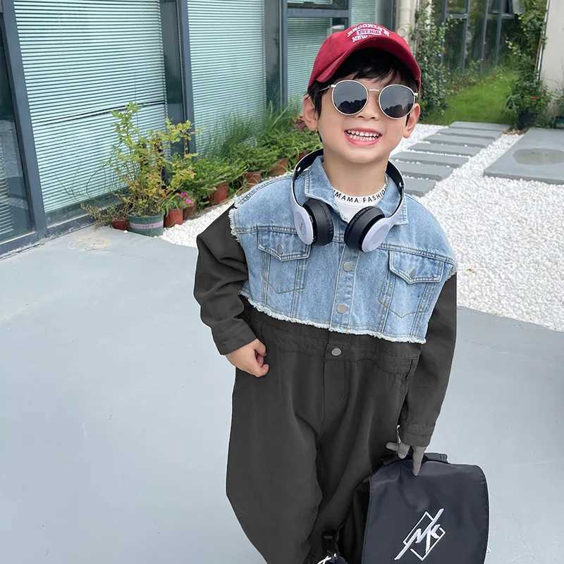 Korean childrens denim jumpsuit long sleeved fashionable mens clothing autumn new item one-piece clothing jumpsuit W240806
