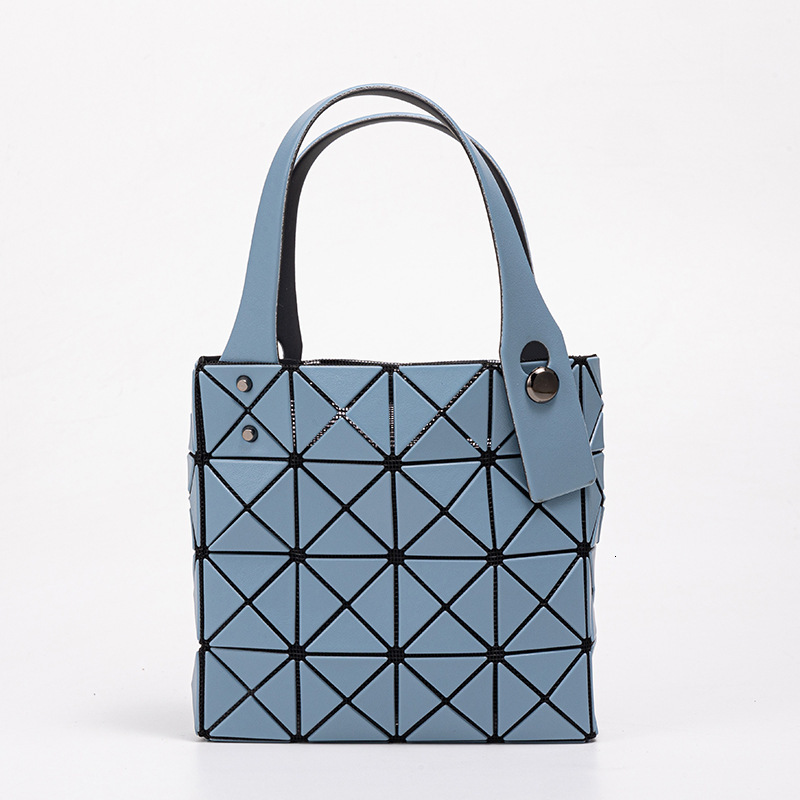 2024 new diamond grid women's niche high-end handbag with large capacity small square box tote bag