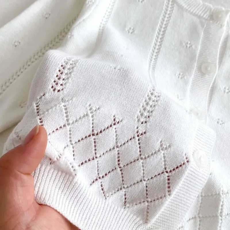 2024 Summer Newborn Baby Girl Sun-protection Solid Cotton Spring Thin Sweater Cardigan Boys Hollow Knitted Thin Sunscreen JacketXJ240819