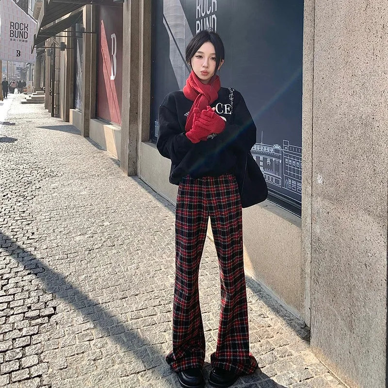 Deeptown Y2K Red Plaid Pants Women Korean Fashion Streetwear Wide Leg Flare Sweatpants Spring Oversize Harajuku Vintage Trousers 240819