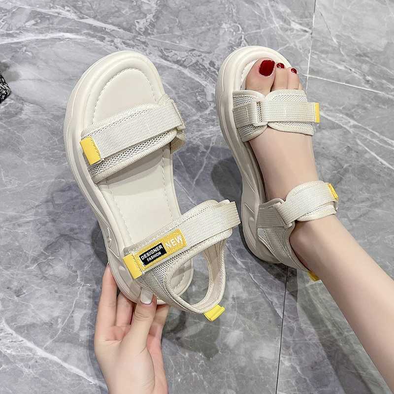 2024 new womens casual sports sandals flat Joker comfortable soft-soled sandals with simple women sandals. CL240806