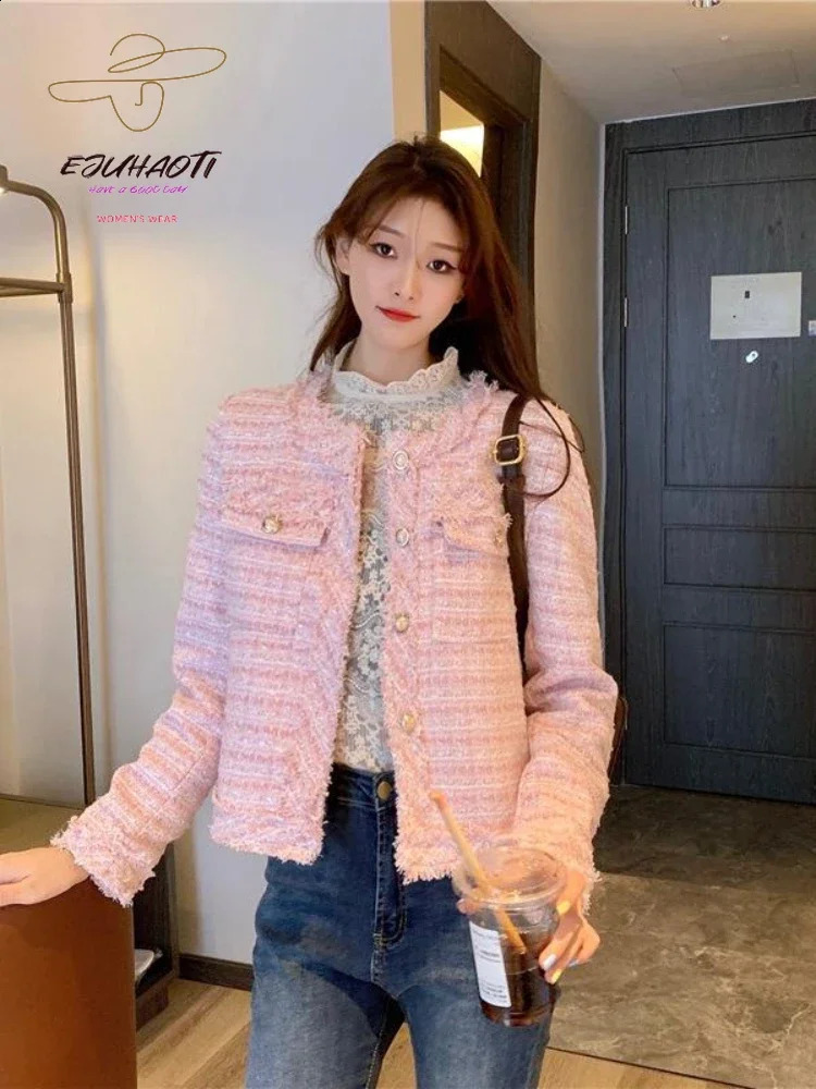 Womens jacket small perfume tweed coat autumn winter temperature tassels long sleeves blouse Korean fashion womens clothing 240819