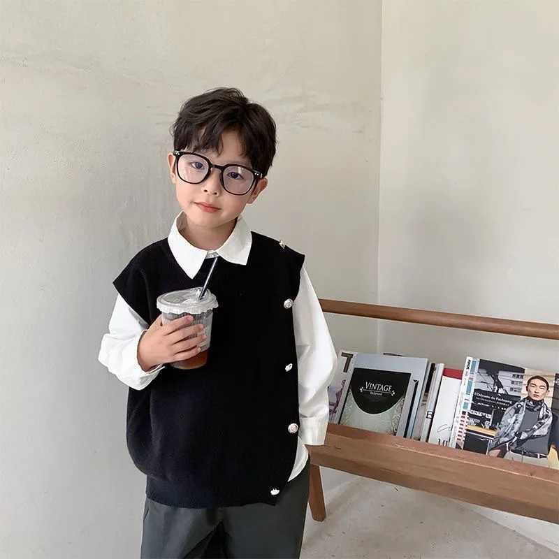 Kids Vests 2024 Autumn Childrens New Style Knitted Vest Korean College Style Sleeveless Knitted Sweater Boys Knitted VestXJ240819