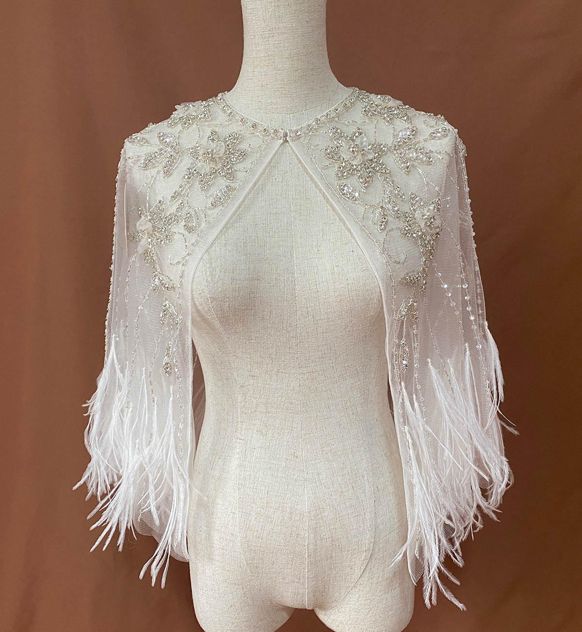 Luxury Lace Appliques Crystal Bridal Shawl Wrap Wedding Accessories Wedding Jacket Shawl Bridal Coat Custom Made