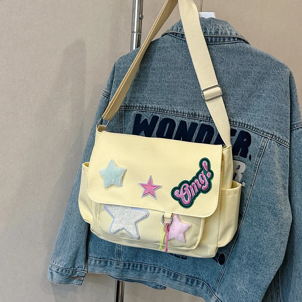 Women Kawaii Crossbody Bag Large Capacity Canvas Casual Satchel Bag Star Letter Applique Candy Color Leisure Travel Outdoor Bag 240819