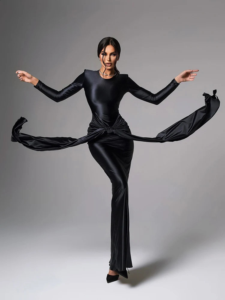 Silk Fold Dresses For Women Fashion Sexy Streetwear Solid Full Sleeves O-Neck Bodycone Party Elegant Long Vestidos Robes Female 240819