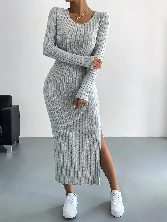Autumn And Winter Casual Large Size Knitted Dress For Women Sexy Slim Elegant Retro Long Skirt Long Sleeve Round Neck Slit Dress 240819