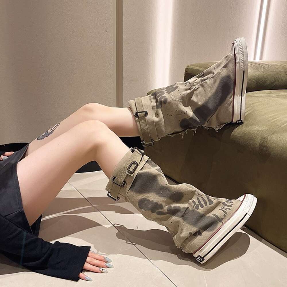 Graffiti High Top Canvas Shoes Women's Spring Wide Mid 2024 New Trouser Barrel Stacking Boots 4 03dda