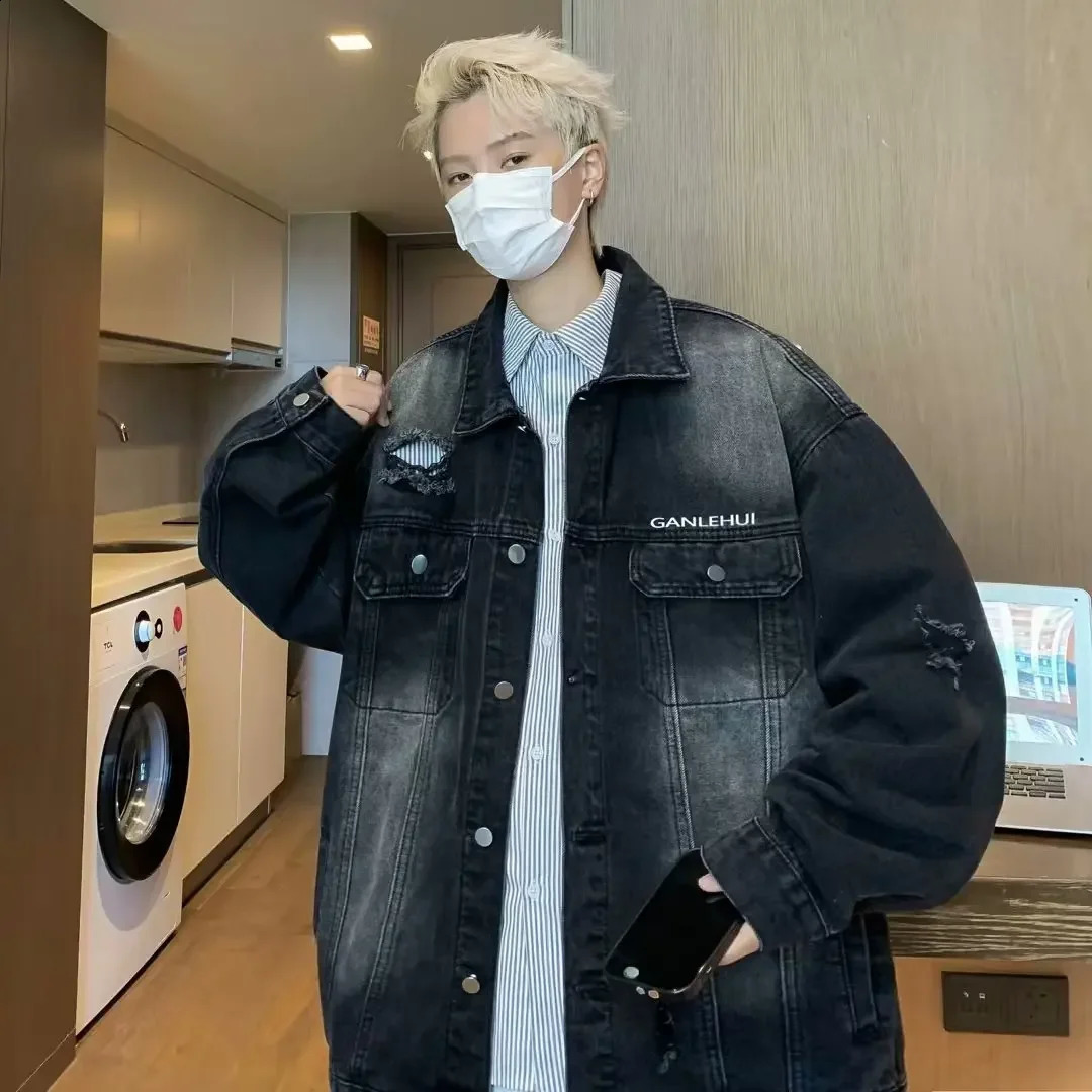 Retro style mens denim jacket fashionable American high street casual loose open collar spring and autumn clothing 240819