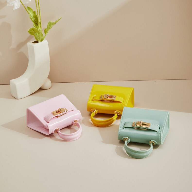 small square PVC Barbie jelly fashionable versatile dinner bag, dirt resistant and easy to wash, summer women's handbag