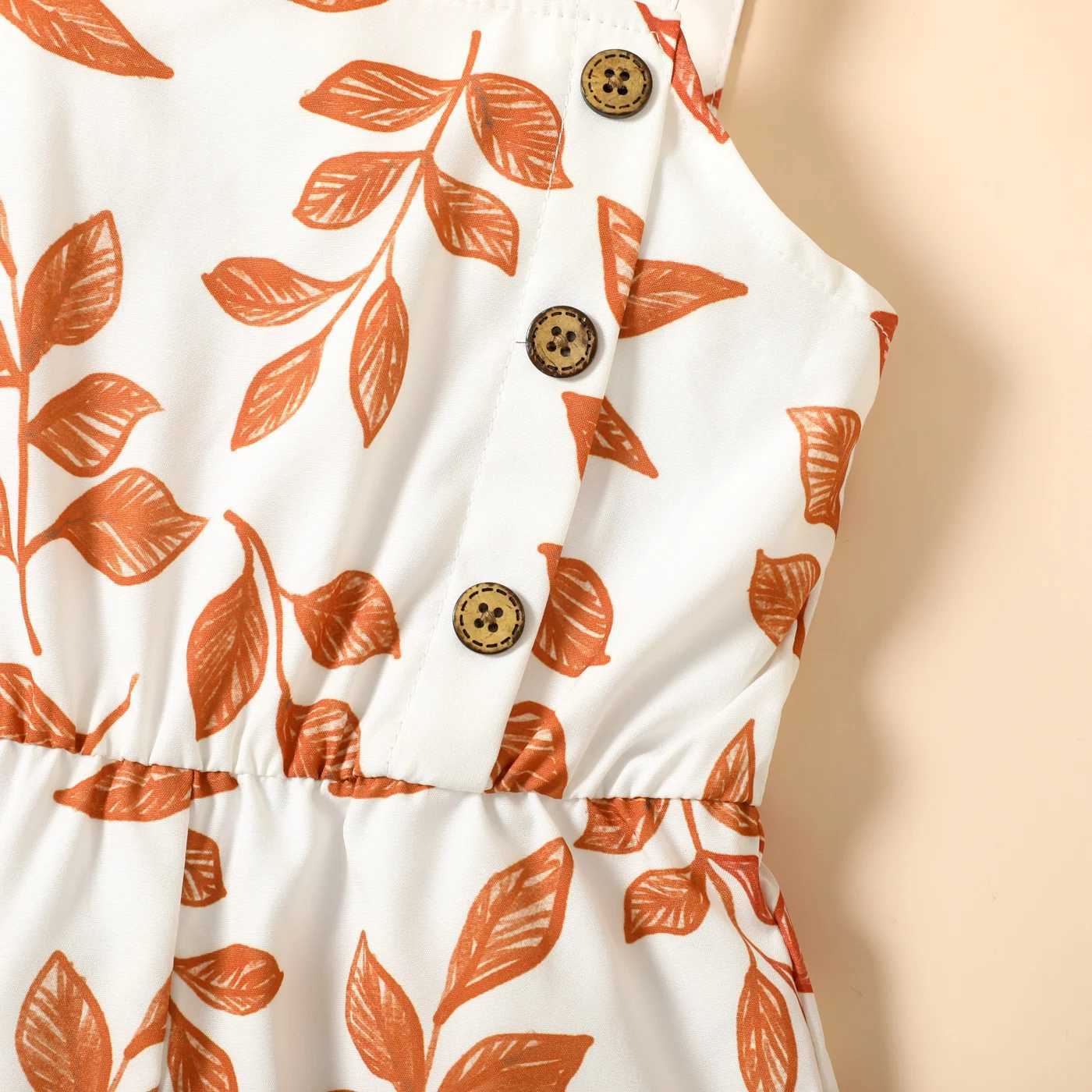 Preschool Girl Leaf Printing Button Design with Pants W240806