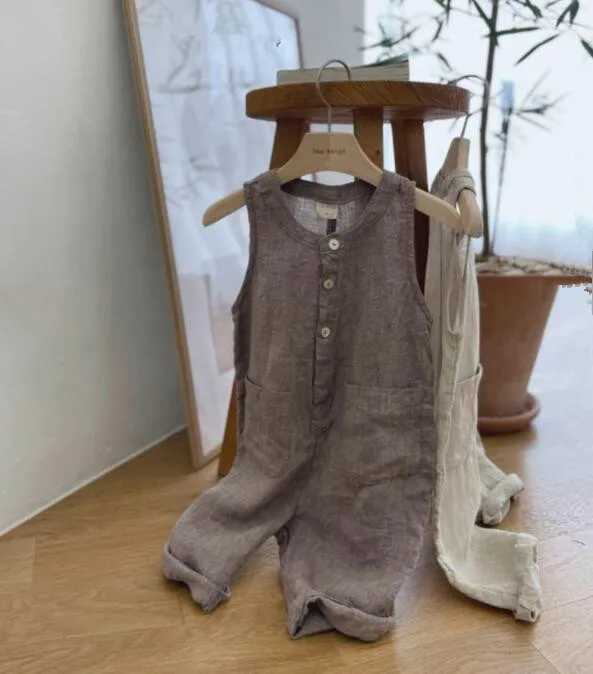 Japanese summer childrens jumpsuit baby boys and girls cotton and linen pocket one button ordinary casual jacket W240806