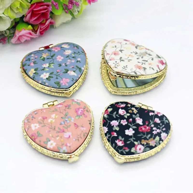 Pocket Floral Mirror Mini Makeup Compact Portable Two-side Folding Make Up Mirror Women Vintage Cosmetic Make Up For Gift 1pc Y240819