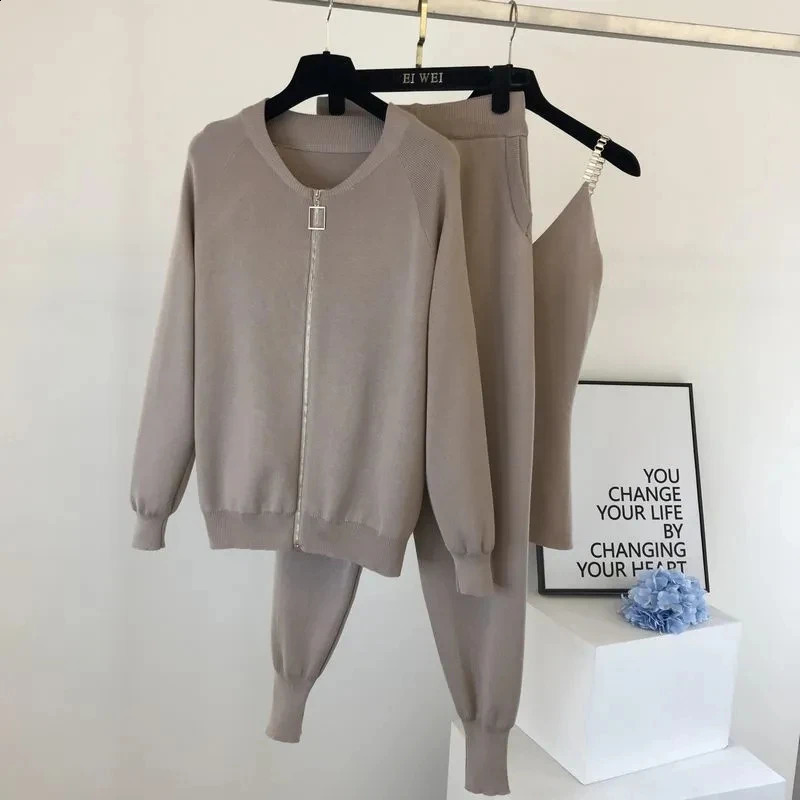 Cardigan CoatSpaghetti Strap Vest Capris Jogging Pants 3 Piece Sets Women Korean Slim Knit Outfits Elegant Knitwear Tracksuit 240819