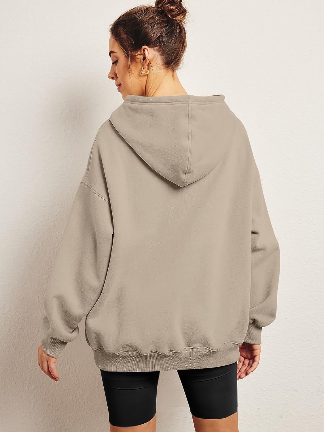 Casually Chic Women's Sweatshirt with Warm Knit Fabric Fashionable Solid Hue Sportswear