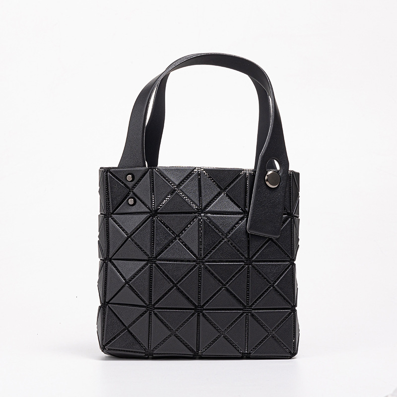 2024 new diamond grid women's niche high-end handbag with large capacity small square box tote bag