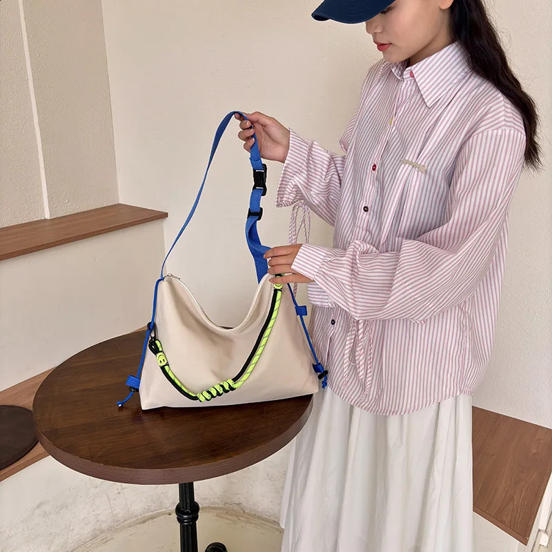 Japanese Solid Vintage Cargo Messenger Bags Casual Simple Y2k Aesthetic Women Underarm Bag Grunge Streetwear Shoulder Handbags 240819