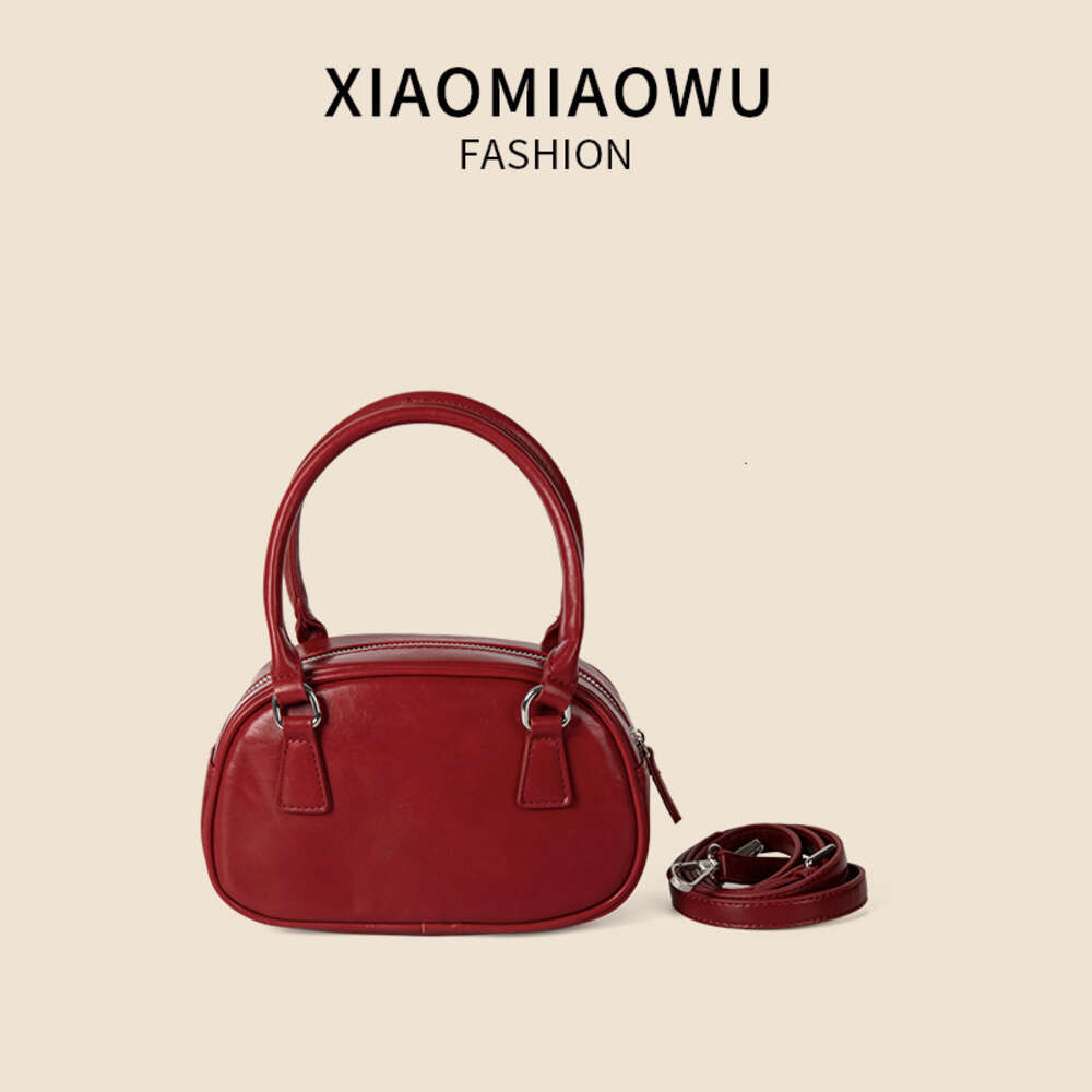 Versatile crossbody new student shoulder bag, summer bowling, commuting handbag, women's niche high-end feel