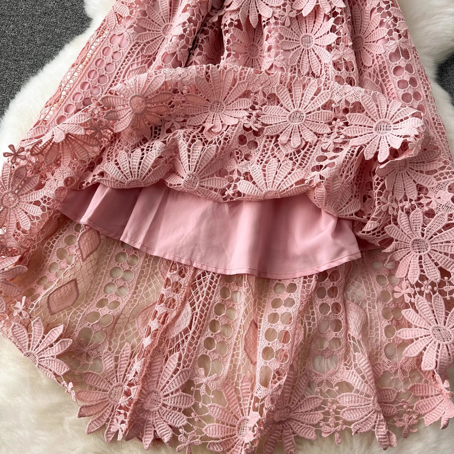 Runway Crochet Hollow Out Pink Midi Lace Dress for Women Summer Short Sleeve Embroidery Party Dress Elegant Holiday Robe 240819