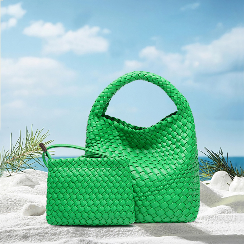 2025S Fashion Designer A Niche Design Woven Handbag Basket Fashionable Trendy One Shoulder Crossbody Bag Summer New Versatile Mother And Child Bag