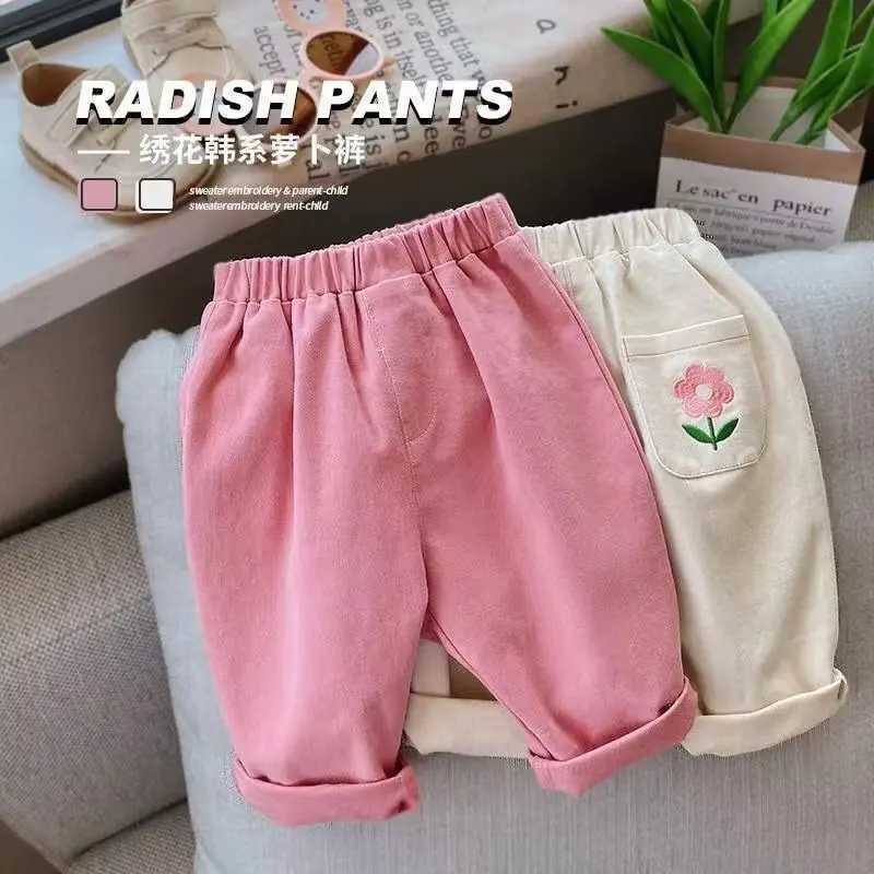 Newly arrived girls jeans pants straight cotton childrens jeans loose denim Trousers fashionable childrens big girl clothing 2023 2 3 4 5 6W240819