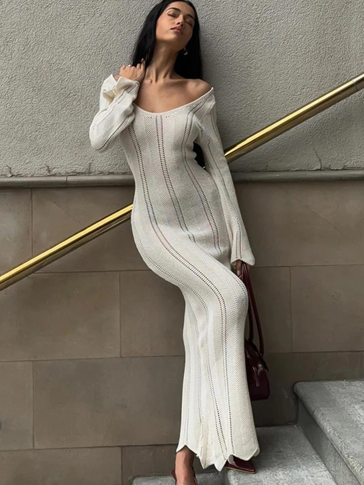 Elegant Knit Hollow Out Long Dress Women Sexy V-neck Flare Sleeve Wave Edge Female Dresses Autumn Lady Vacation Robes 240819