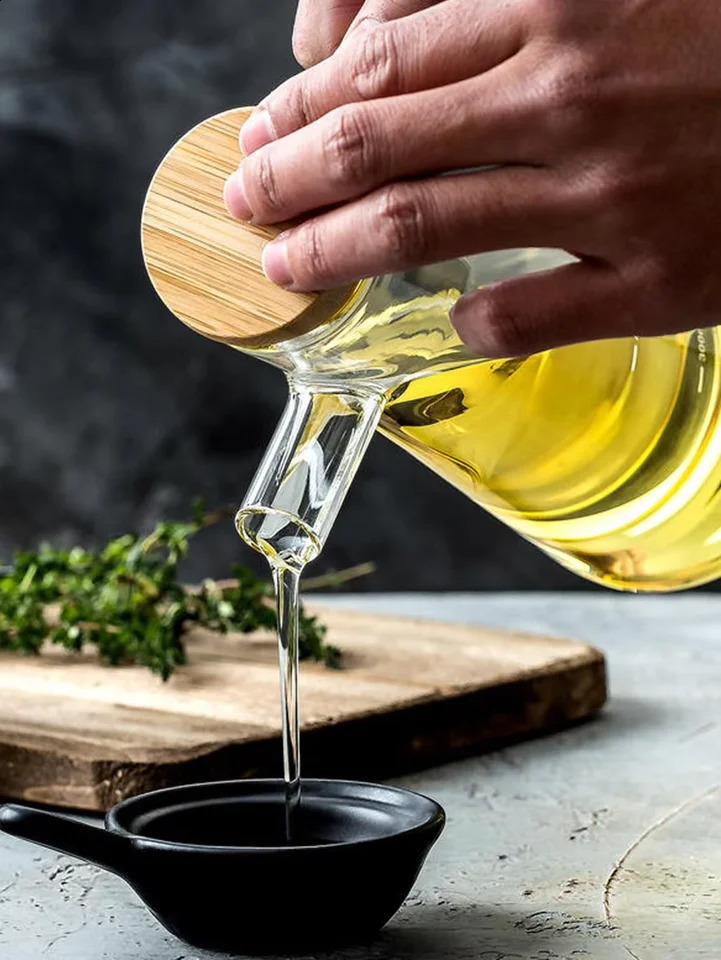 650/1000ml household creative glass dispenser oil bottle with scale and handle kitchen soy sauce vinegar seasoning storage container 240819