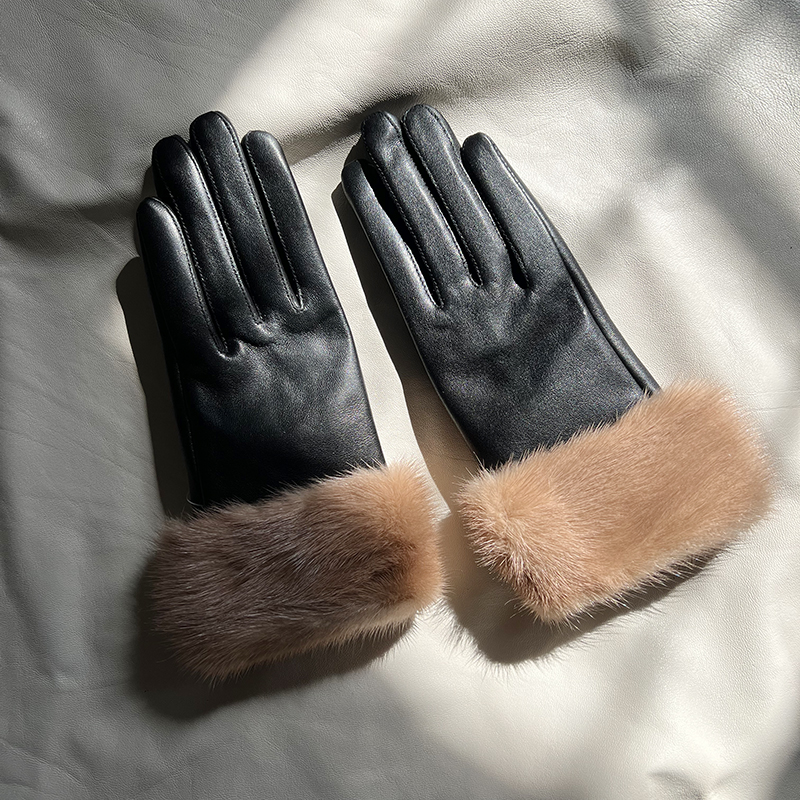 Genuine Women's Real Mink Fur Gloves - Soft Sheepskin Leather for Winter Warmth Men's glove Touch screen